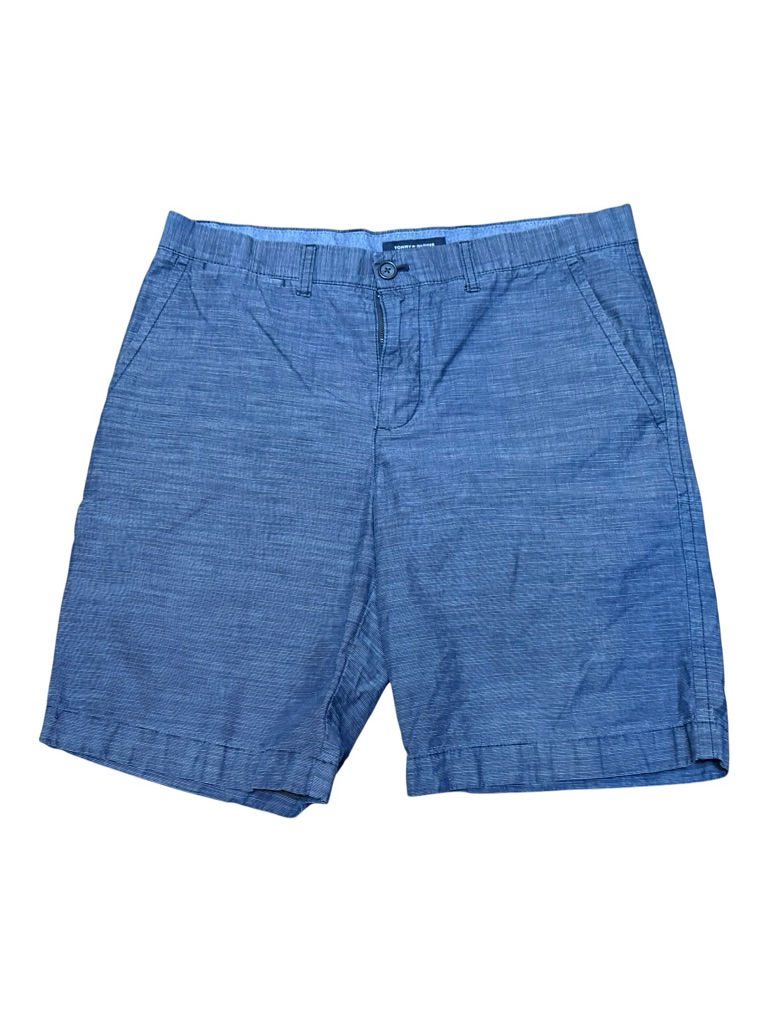 Tommy Hilfiger Men’s Shorts Size 34 Blue Chambray Flat Front Casual Cotton. Euc